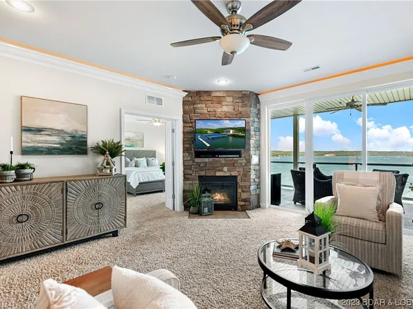 100 Trinity Pointe Dr Unit 2N, Camdenton, MO 65020