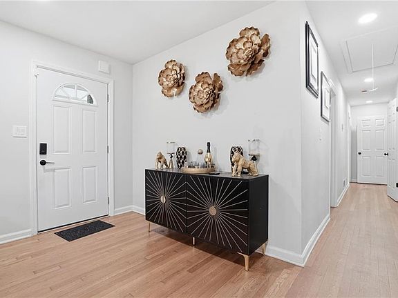 5th image of 3036 Crabapple Cir Lot F