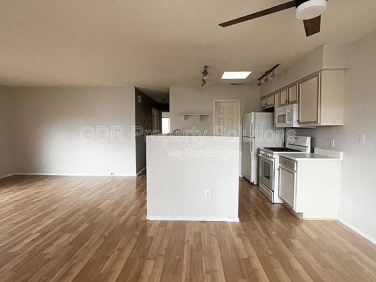 4801 Irving Blvd NW #2504 — Photo 8
