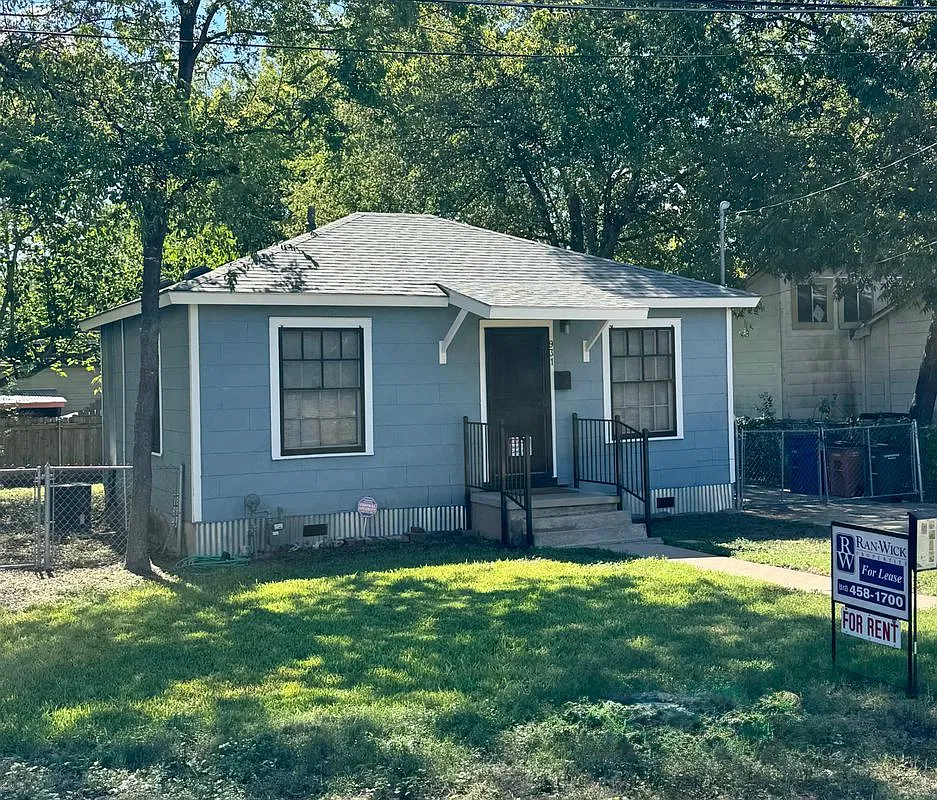 1 bed, 1.0 bath, 572 sqft, $1,695 — Photo 1