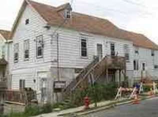 13 Glen St, Rensselaer, NY 12144