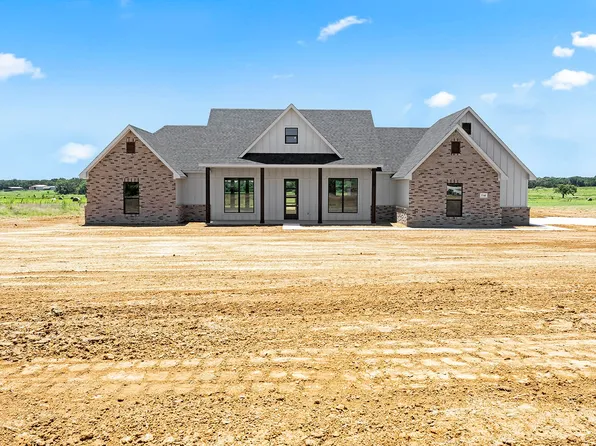 3748 County Road 424, Cleburne, TX 76031