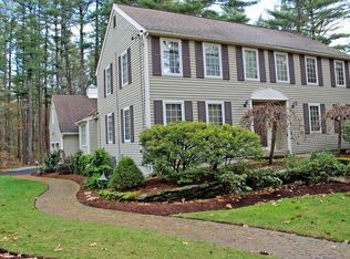 24 Milne Cove Rd, Carlisle, MA 01741