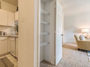 Breakers, Metairie, LA 70005