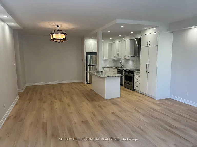 40 Baif Blvd #105 — Photo 5