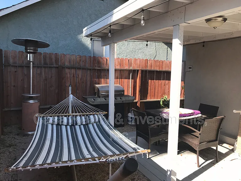 4570 W 162nd St #FRONT HOUSE — Photo 15