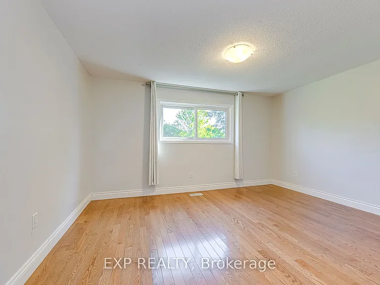 2407 Stefi Trl — Photo 17