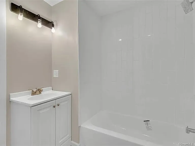 51 Mill St #51 MILL ST — Photo 13