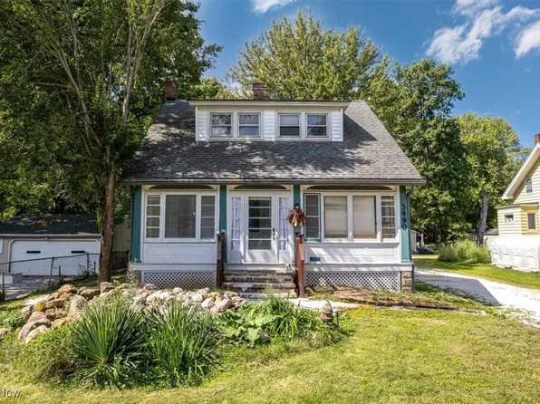 3490 Clague Rd, North Olmsted, OH 44070