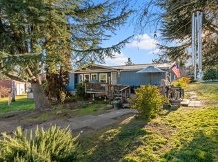 3235 Ross Ln, Central Pt, OR 97502