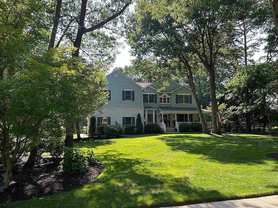 1st image of 317 Island Ln
