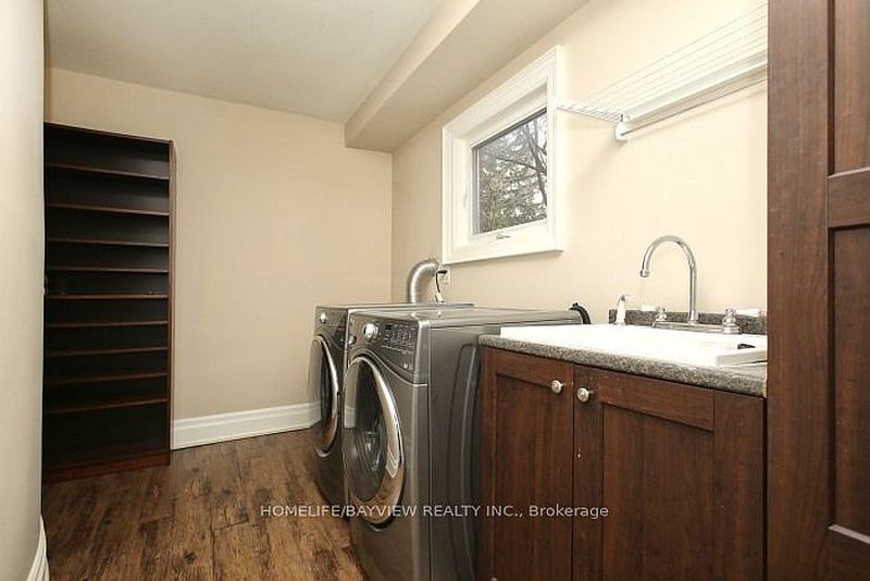 Toronto House for rent - 4 Bedrooms — photo 20