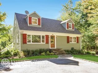 27 Whippoorwill Rd E, Armonk, NY 10504