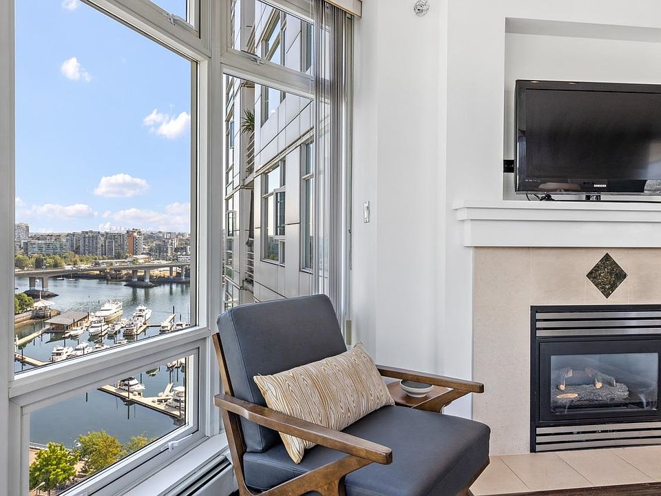 1st image of 1199 Marinaside Cres #1805