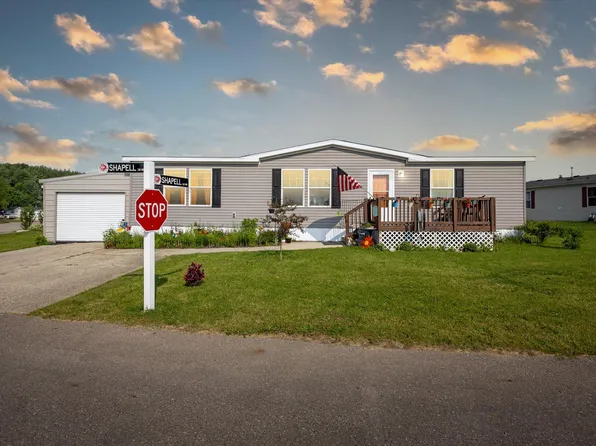 79 Shapell Ln NW, Grand Rapids, MI 49534