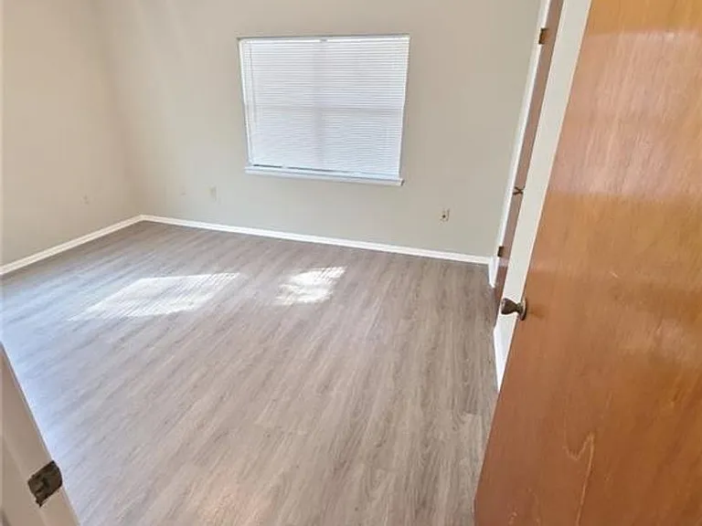 19219 Hog Eye Rd — Photo 9