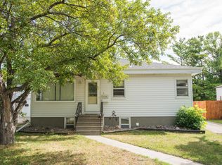 614 16th St N, Moorhead, MN 56560