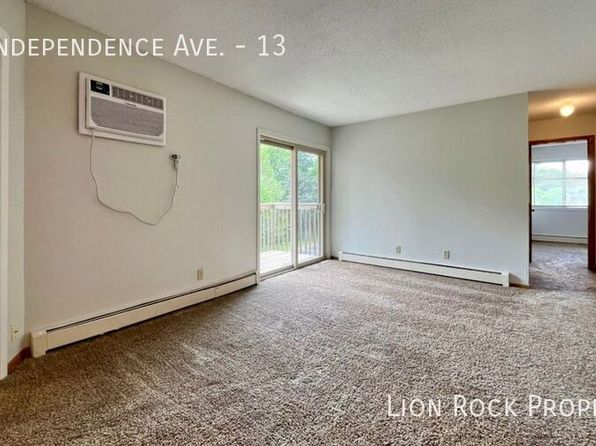 438 Independence Ave N #13, Champlin, MN 55316
