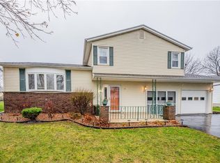 21 Emilia Cir, Rochester, NY 14606