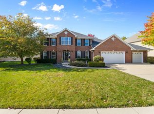 1017 Devonshire Dr N, Sycamore, IL 60178