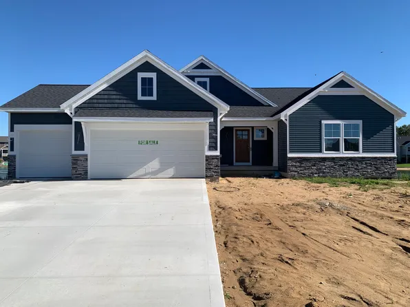 10672 Winnie Ln, Allendale, MI 49401