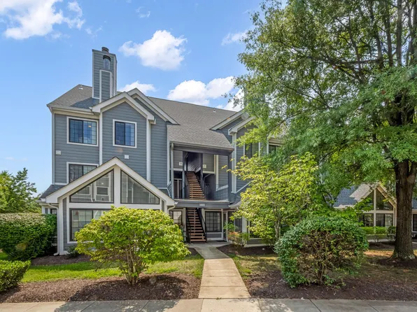 6003 Ellesmere Ct Unit H, Alexandria, VA 22315