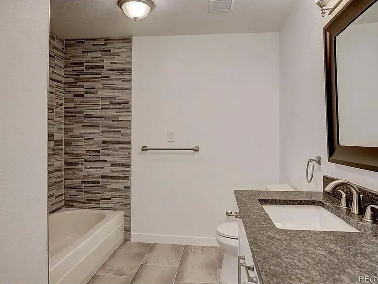 7625 E Quincy Ave #303 — Photo 10