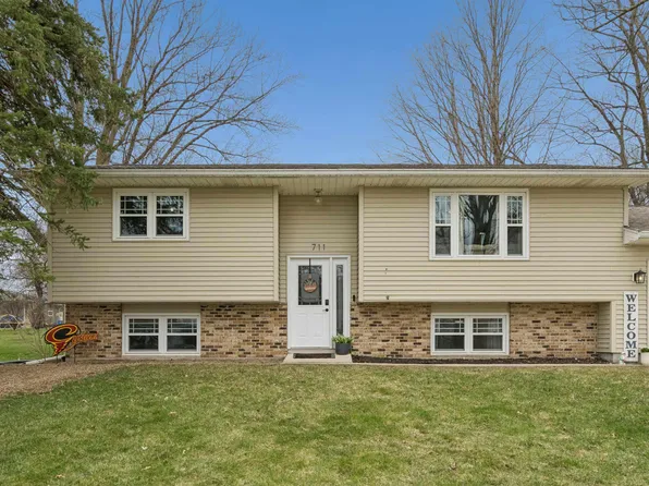 711 Washington St, Denver, IA 50622