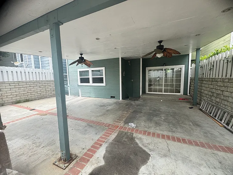 14726 Tupper St — Photo 34