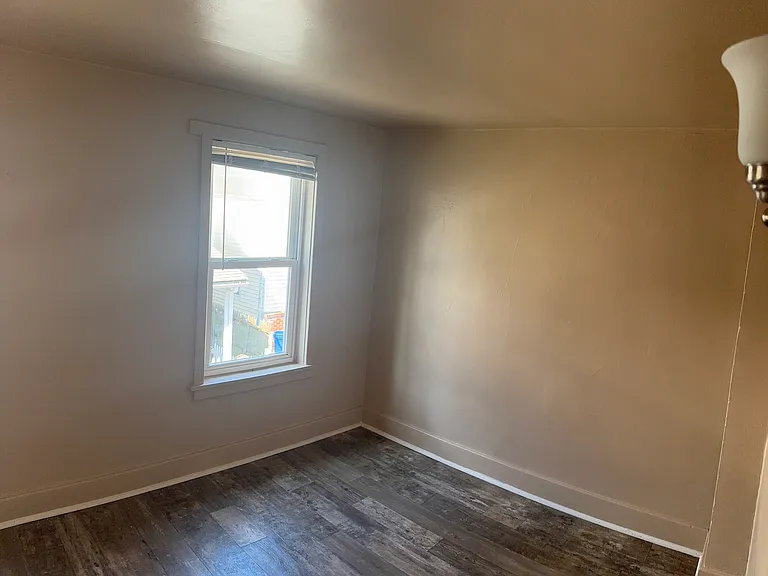 534 Church St — Photo 3