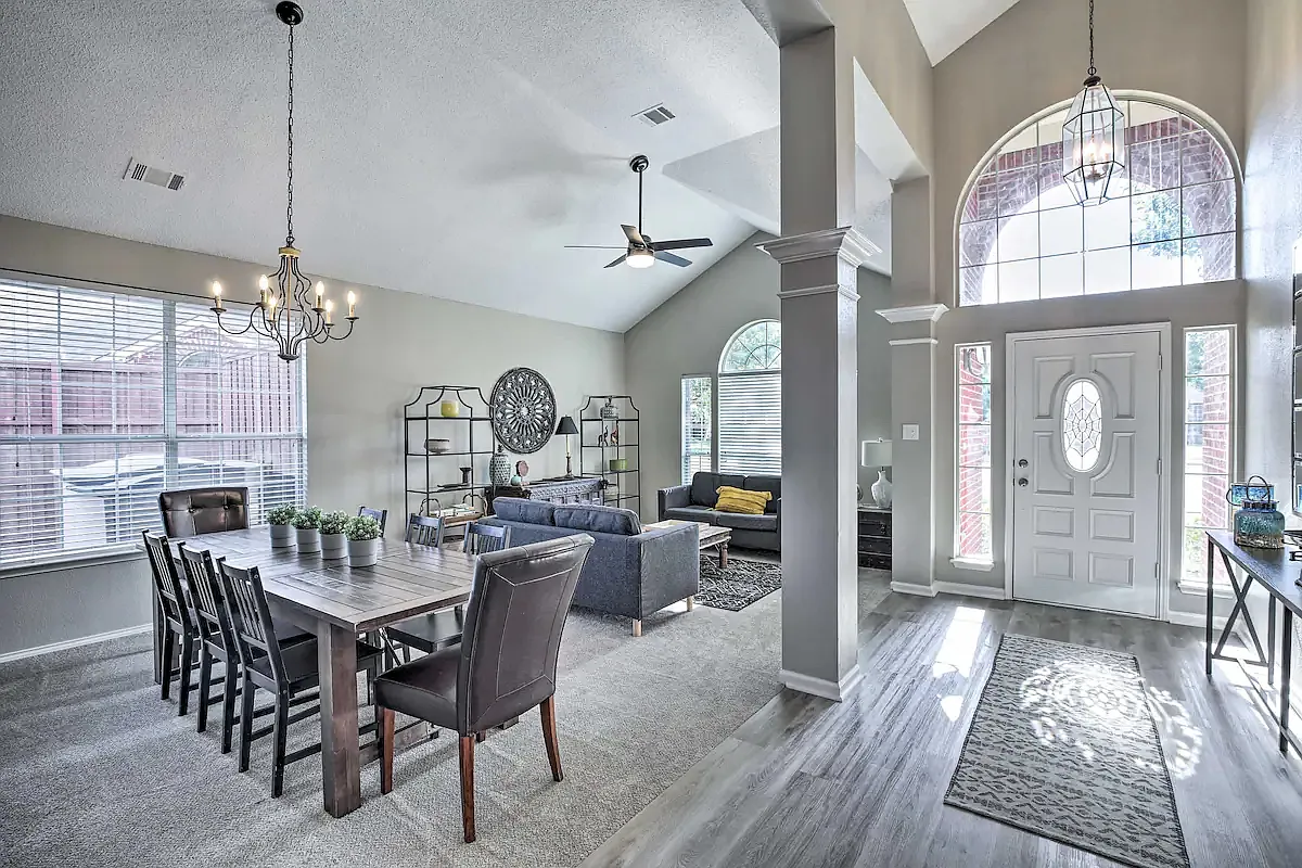 604 Grimsworth Ct — Photo 4