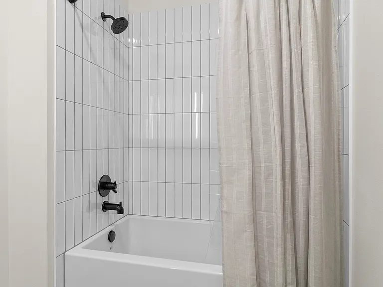 The Meadowlark Apartments — Photo 64