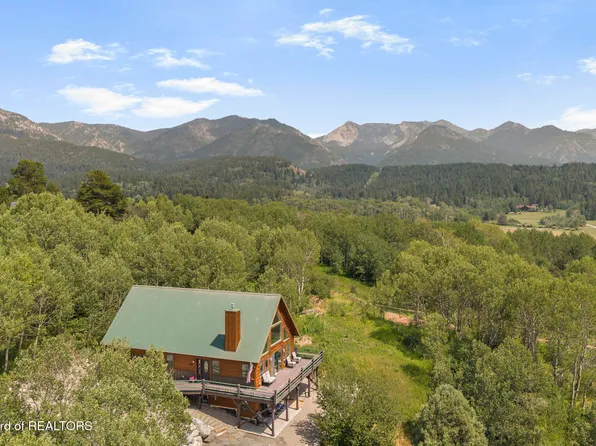 188 Hawthorne Dr, Alpine, WY 83128