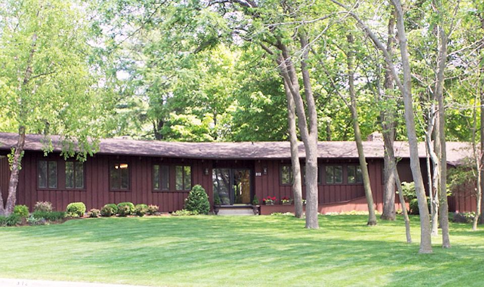 1st image of 312 Greenwood Acres Dr