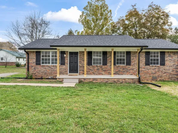 709 Windsor Ave, Lawrenceburg, TN 38464