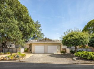 416-418 Pheasant Ln, Santa Rosa, CA 95403
