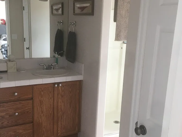 863 SE Bayshore Cir — Photo 18