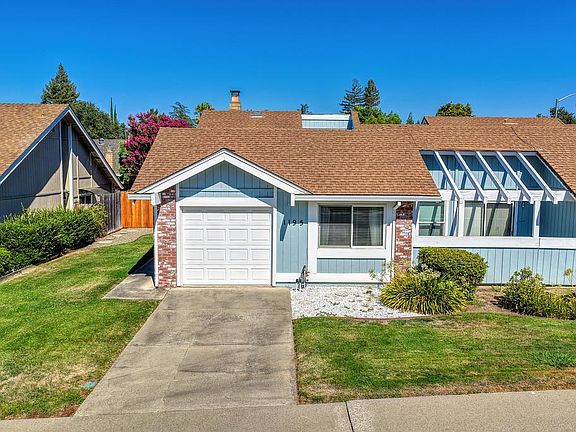 4th image of 1195 Green Hill Dr