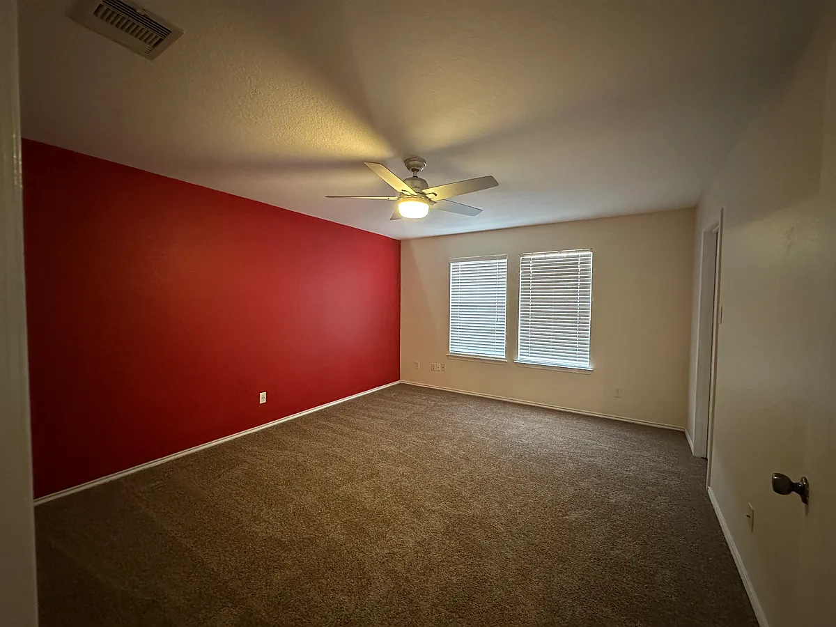 Master bedroom - 14 Adkins Rdg