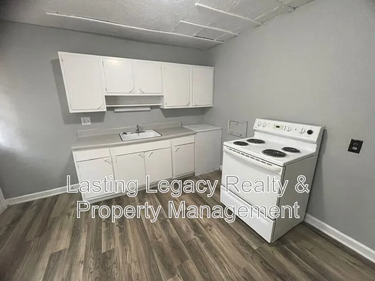 1130 Conley St #A — Photo 8