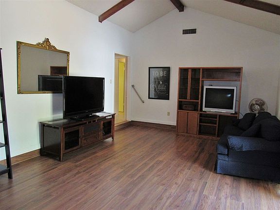 5th image of 9633 Brookwood Cir