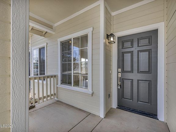 4th image of 770 W Golden Valley Rd