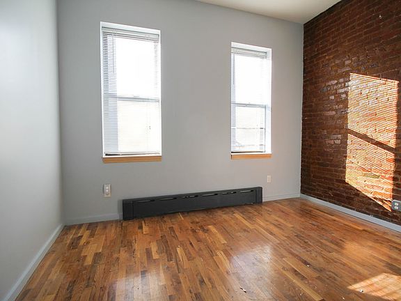 4th image of 411 Suydam St APT 3R