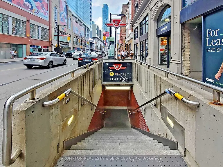 197 Yonge St #4407 — Photo 35