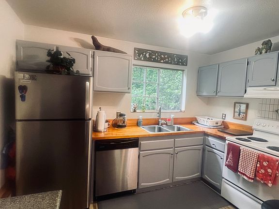 2nd image of 44 Ikeanani Dr #912-1