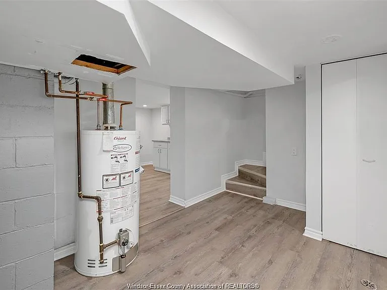 1217 Harrison Ave — Photo 15