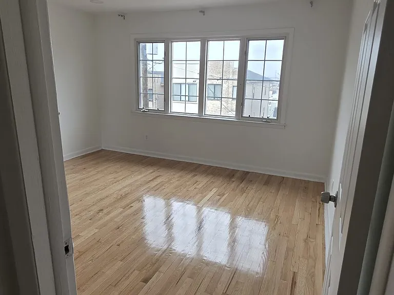 5200 Meadowview Ave #2 — Photo 18
