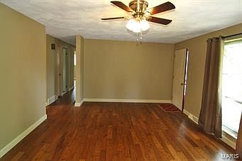 4th image of 1514 Vickie Dr