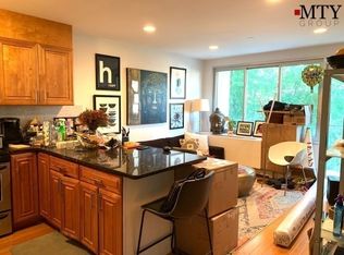 5-37 51st Ave #3, Long Island City, NY 11101