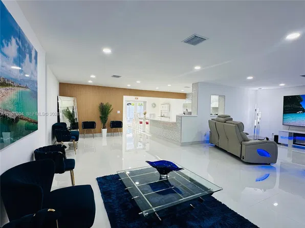 120 S 56th Ave, Hollywood, FL 33023